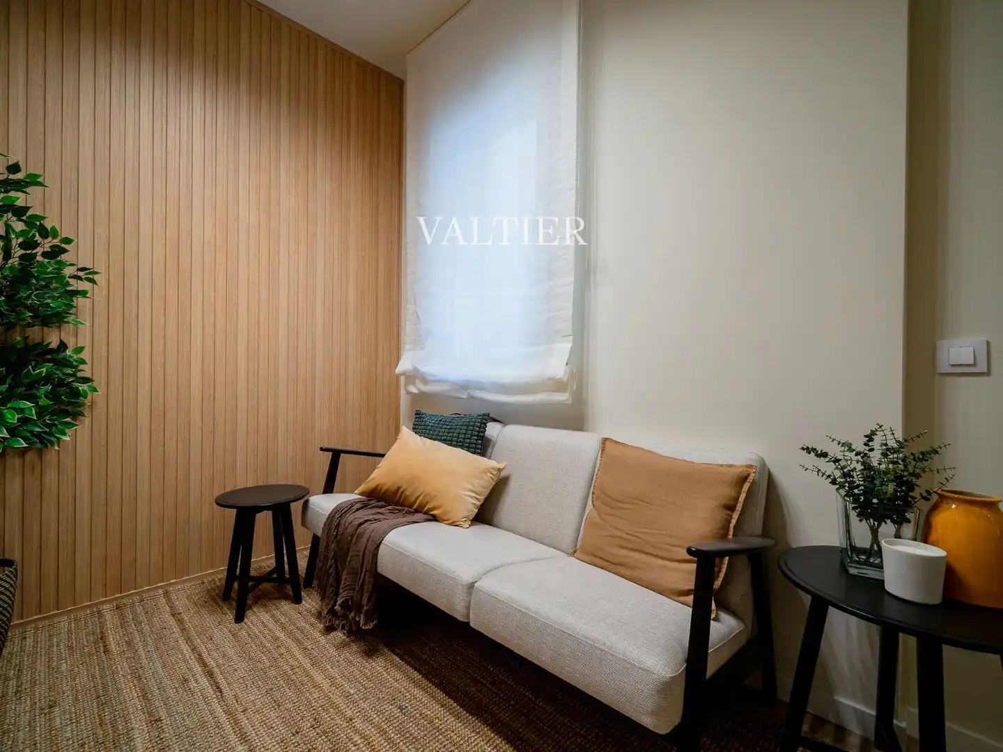 Living room of Flat for rent in  Madrid Capital  with Furnished