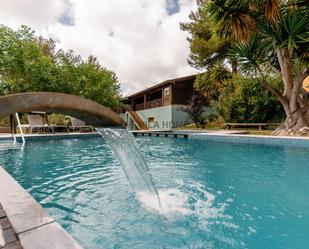 Piscina de Finca rústica en venda en Vilanova i la Geltrú amb Piscina i Balcó