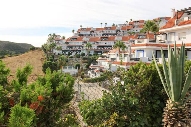 Piso en Venta en Cl Almendro en Alcorrín