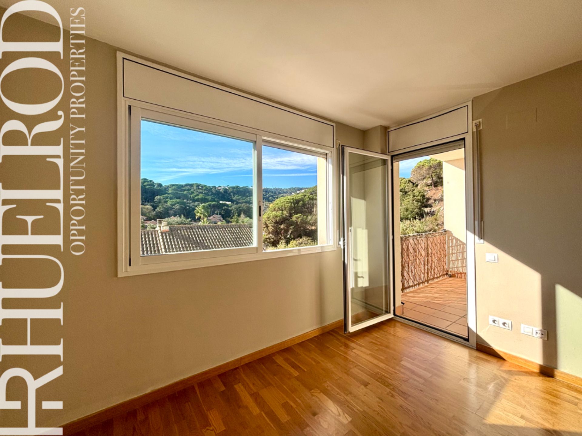 Dormitori de Pis en venda en Sant Andreu de Llavaneres amb Aire condicionat, Calefacció i Jardí privat