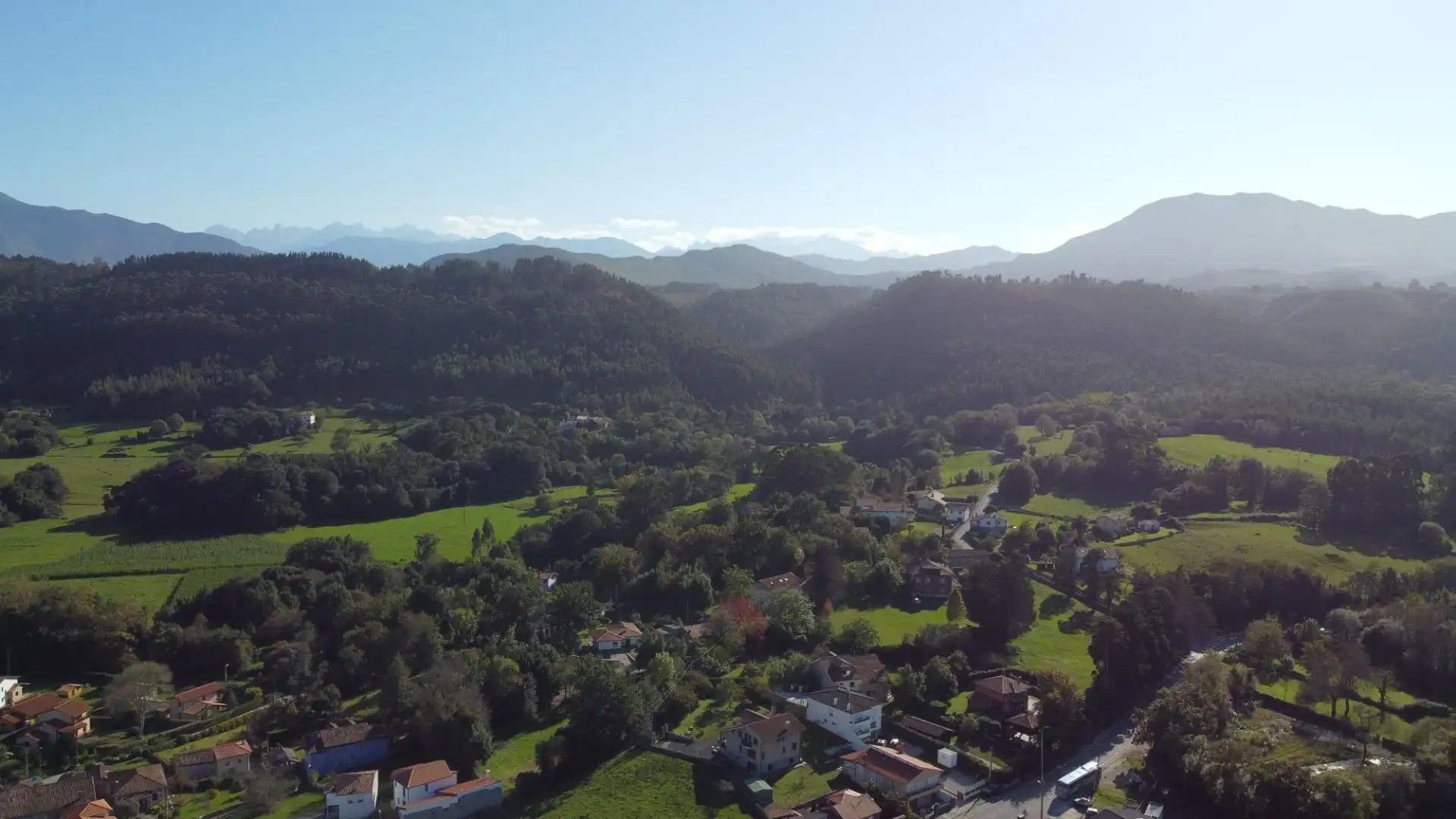 Vista exterior de Casa o chalet en venta en Llanes con Calefacción, Jardín privado y Terraza