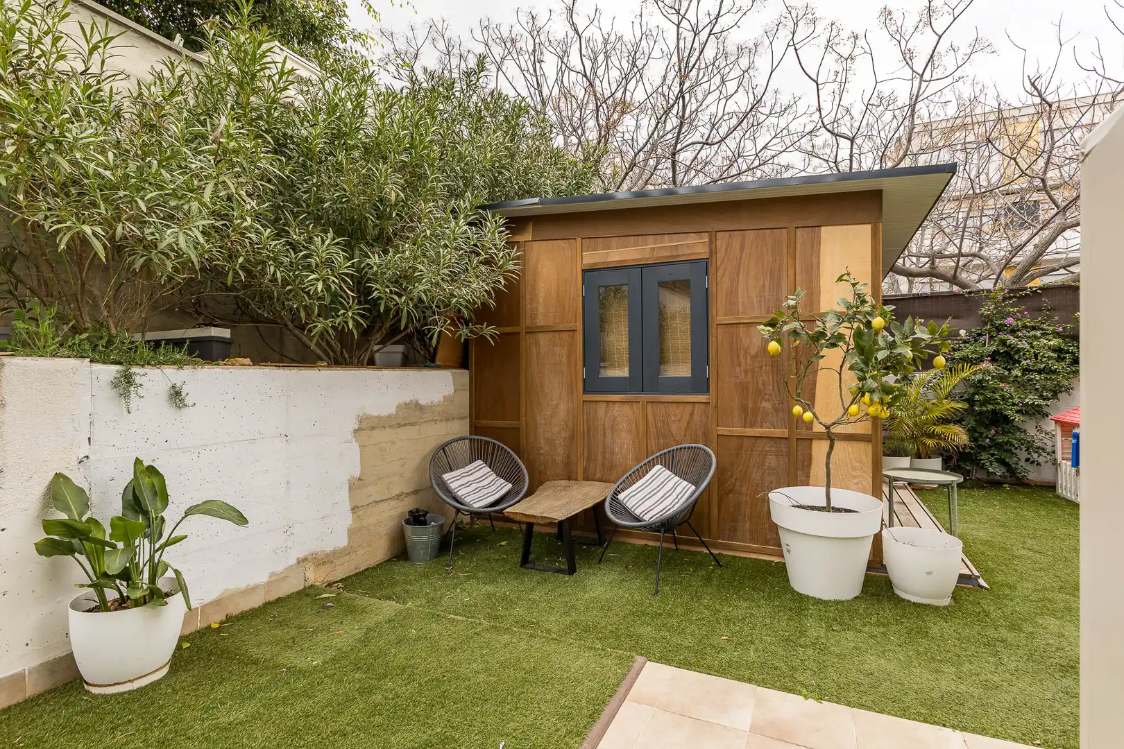 Terrasse von Wohnungen zum Verkauf in Sitges mit Klimaanlage, Heizung und Privatgarten