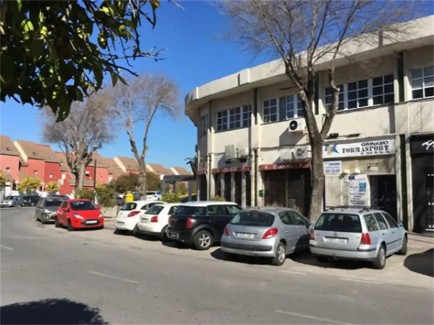 Exterior view of Commercial properties for rent in Tomares