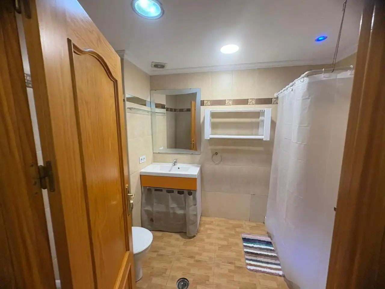 Habitación en Calle Victoria Domínguez Cerrato, La Oliva