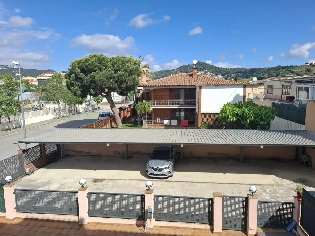 Vista exterior de Piso en venta en Pineda de Mar