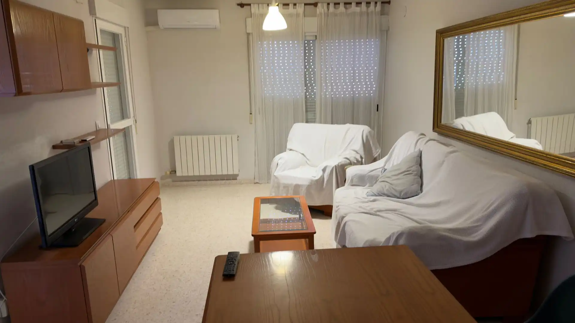 Wohnzimmer von Wohnung zur Miete in Granada mit Heizung, Privatgarten und Möbliert