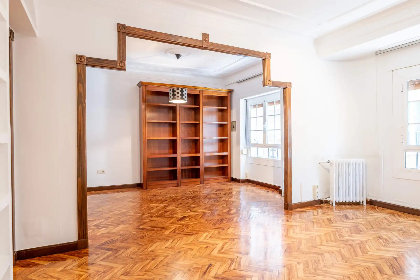 Sala d'estar de Pis en venda en Zaragoza amb Calefacció i Parquet