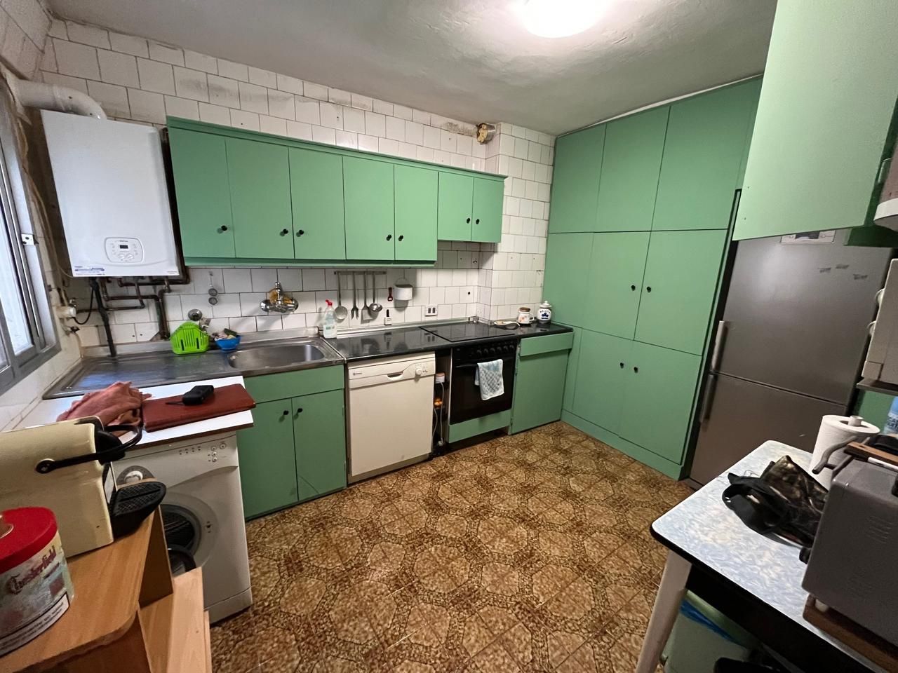 Cuina de Pis en venda en  Zaragoza Capital amb Aire condicionat, Calefacció i Moblat