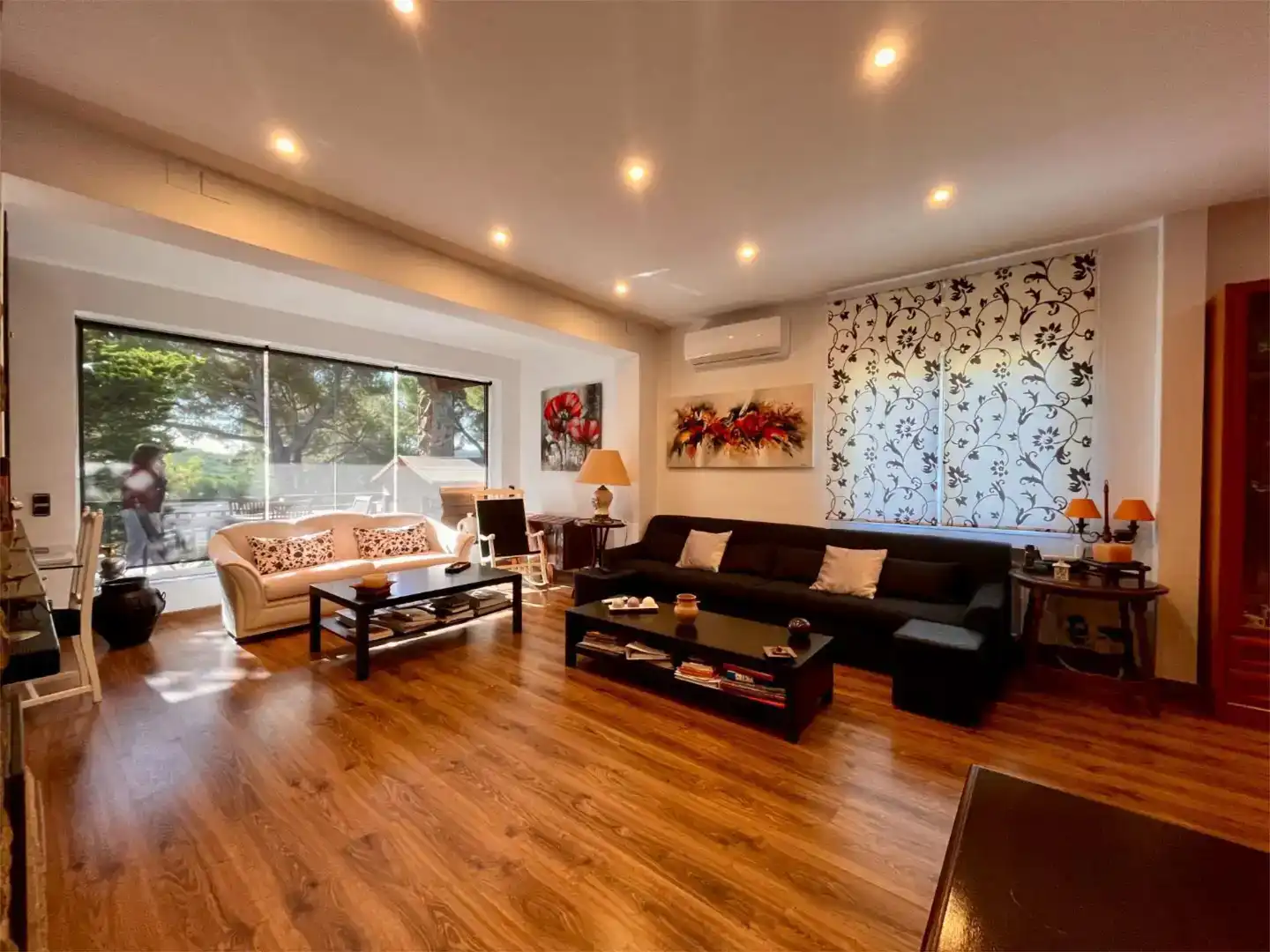 Sala de estar de Casa o chalet en venta en Begues con Aire acondicionado, Piscina y Balcón