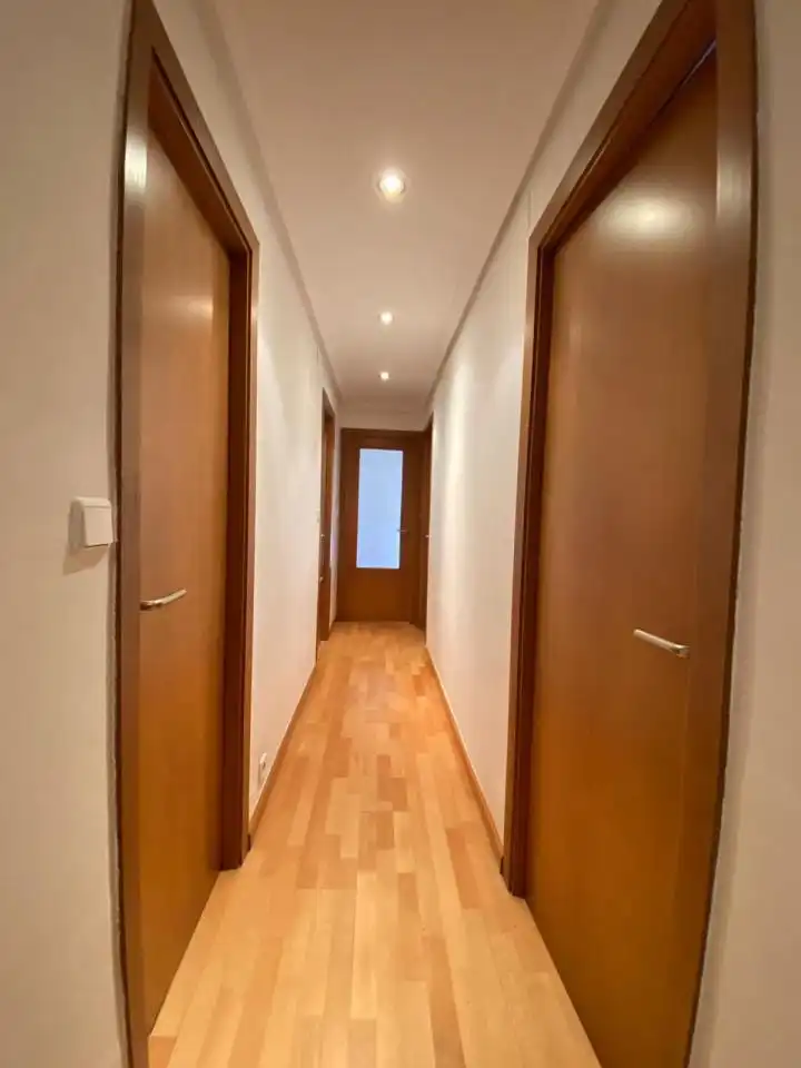 Apartament en venda en León Capital  amb Calefacció i Parquet