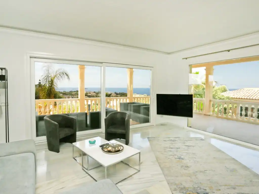 Sala de estar de Casa o chalet en venta en Calvià con Aire acondicionado, Jardín privado y Terraza