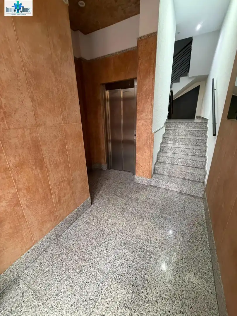 Ático en venta en Albacete con Aire acondicionado, Calefacción y Terraza