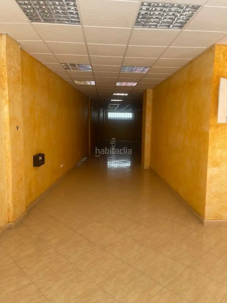 Local comercial en venda a Carrer del Pintor Manuel Baeza Gómez 41, imagen 8