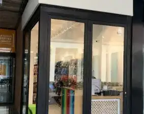 Local en venda en Sant Cugat del Vallès amb Aire condicionat, Calefacció i Parquet