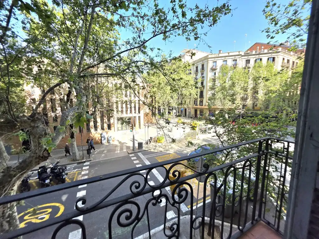 Appartement avec ascenseur à vendre à Carrer de la Diputació, imagen 5