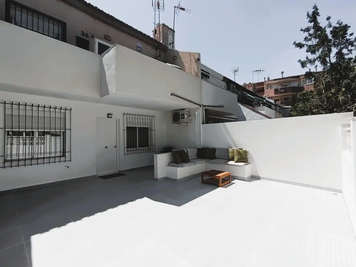 Terrassa de Casa o xalet en venda en Orihuela amb Aire condicionat, Calefacció i Jardí privat