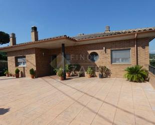 Vista exterior de Casa o xalet en venda en Vidreres amb Calefacció, Jardí privat i Terrassa