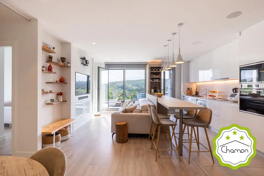 Sala de estar de Ático en venta en Urduliz con Calefacción, Terraza y Trastero