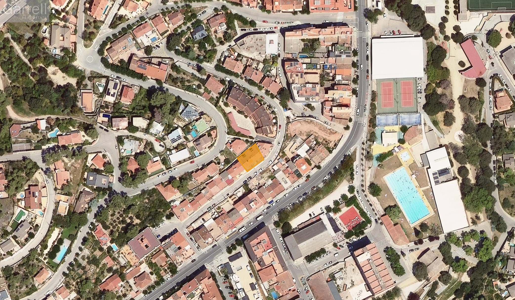 Exterior view of Building for sale in Vallirana