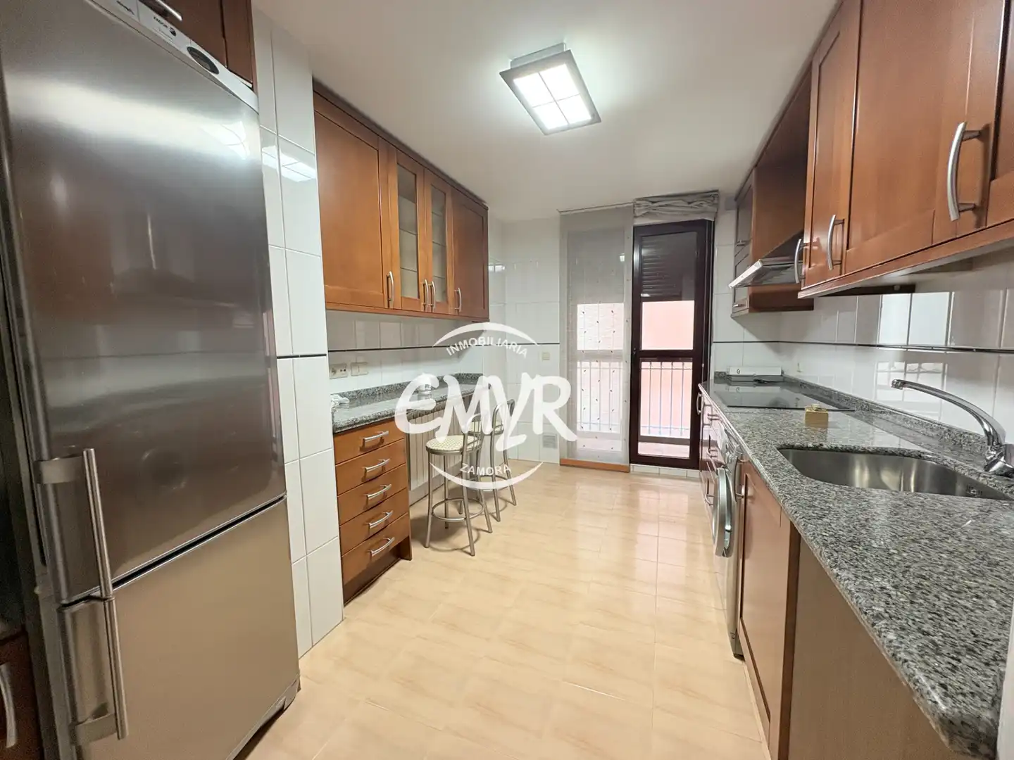Kitchen of Flat for sale in Zamora Capital   with Heating, Parquet flooring and Terrace