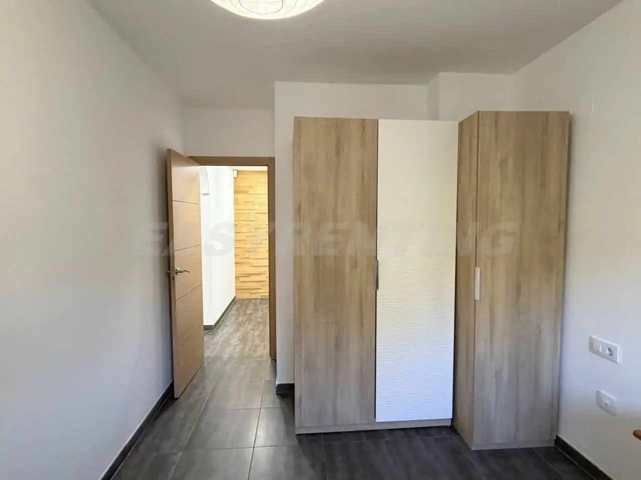Habitación de Piso en venta en La Línea de la Concepción con Terraza, Amueblado y Alarma