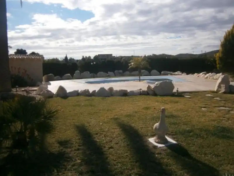 Piscina de Casa o xalet en venda en Novelda amb Aire condicionat, Calefacció i Jardí privat