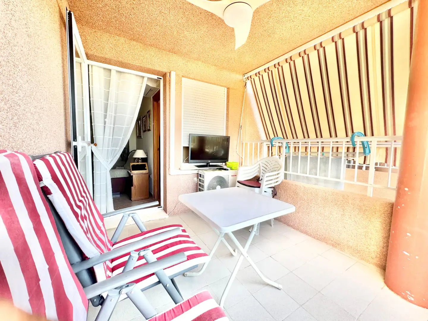 Terrassa de Apartament de lloguer en Canet d'En Berenguer amb Aire condicionat, Terrassa i Moblat