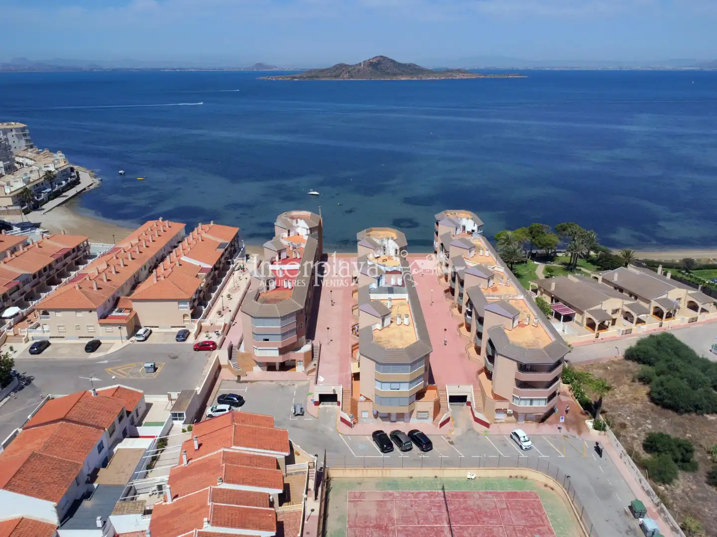 Vista exterior de Casa o chalet en venta en La Manga del Mar Menor con Aire acondicionado, Amueblado y Alarma