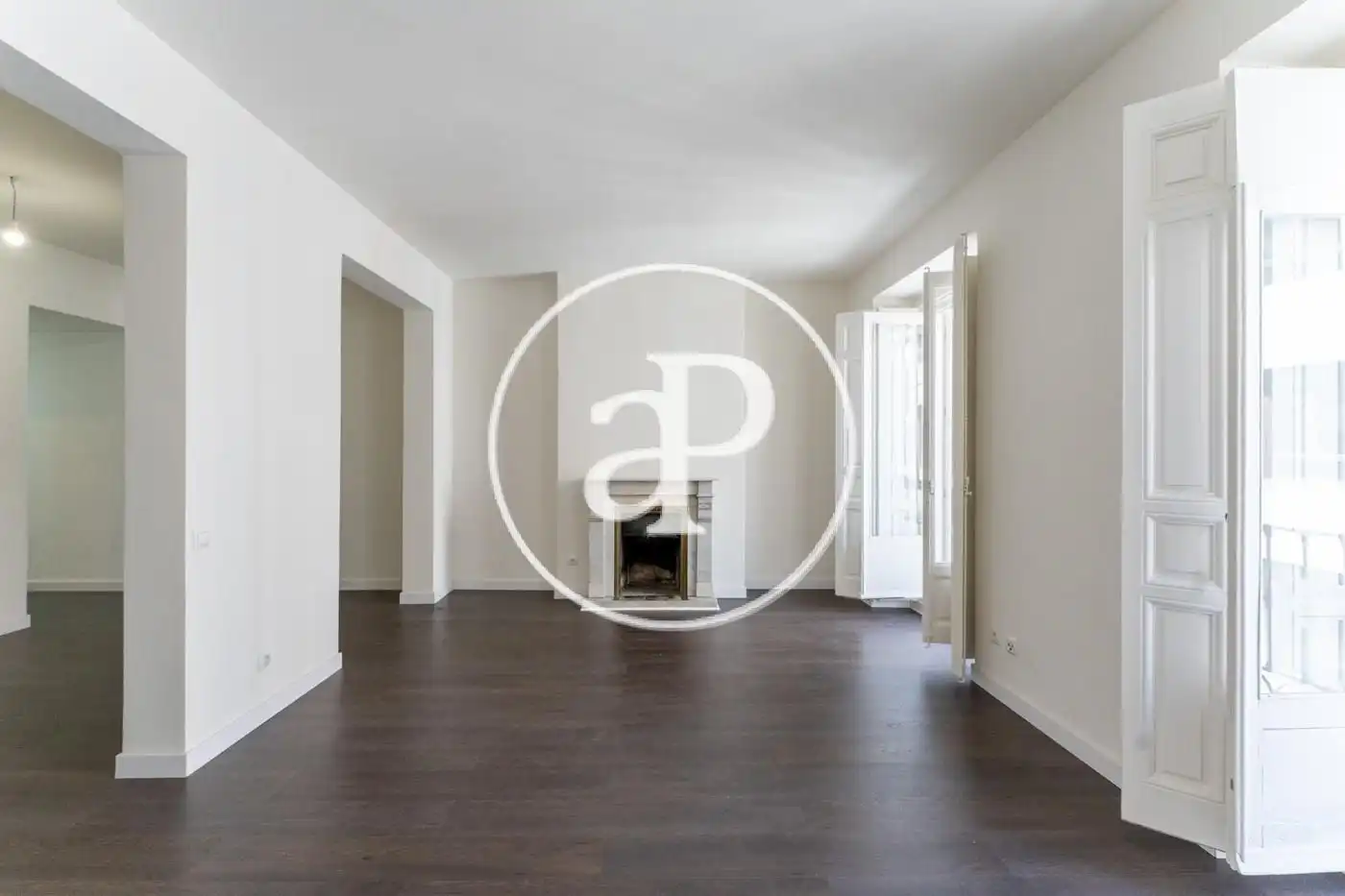 Living room of Flat for rent in Madrid  with Air Conditioner, Heating and Balcony