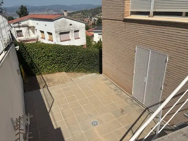 Casa aparellada amb piscina en venda a La Miranda - Can Candeler, imagen 10