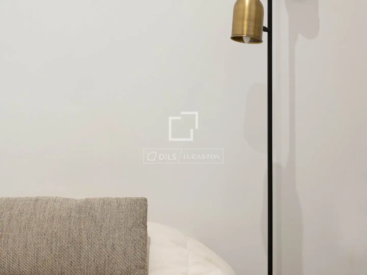 Vista exterior de Piso en venta en Barcelona con Aire acondicionado, Calefacción y Amueblado