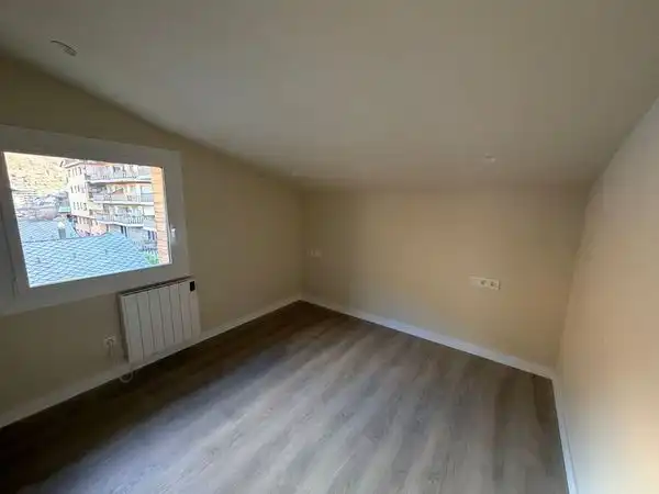 Piso de alquiler en Encamp con Aire acondicionado, Calefacción y Parquet