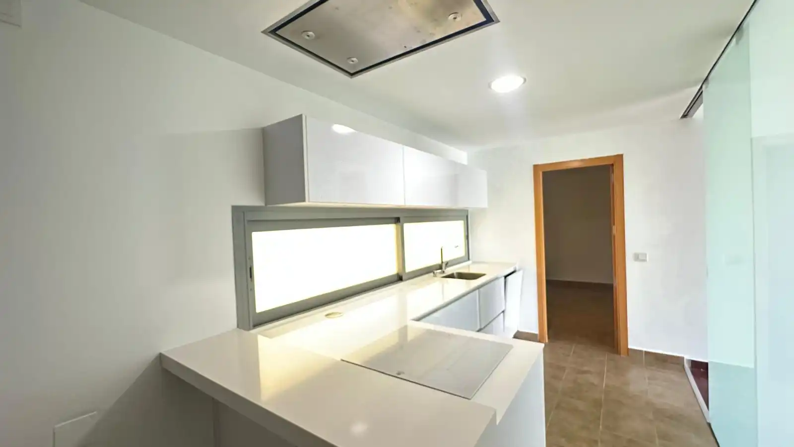 Küche von Wohnung zum Verkauf in Mairena del Aljarafe mit Klimaanlage, Heizung und Terrasse
