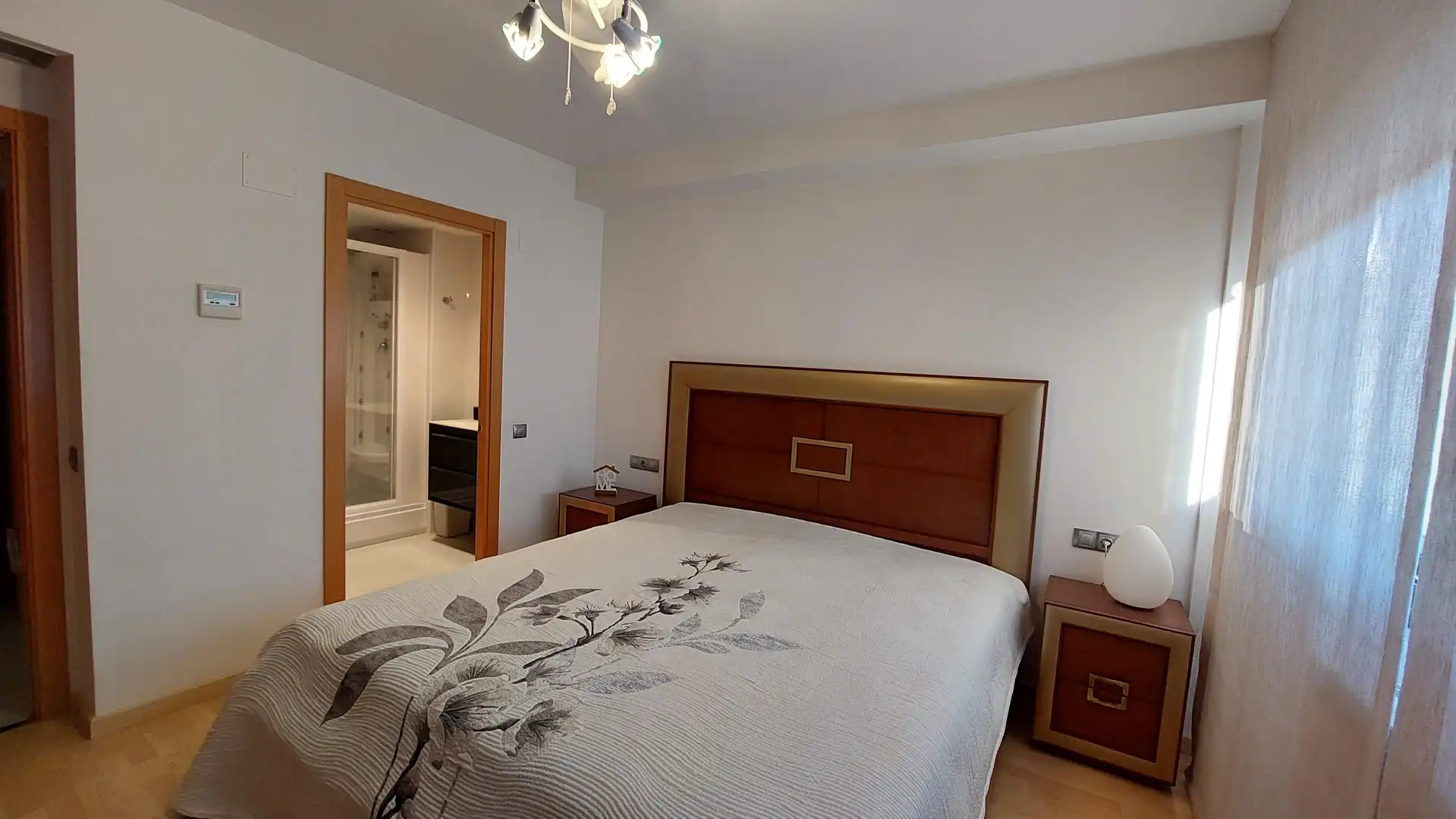 Habitación de Casa adosada en venta en Salou con Aire acondicionado, Calefacción y Jardín privado