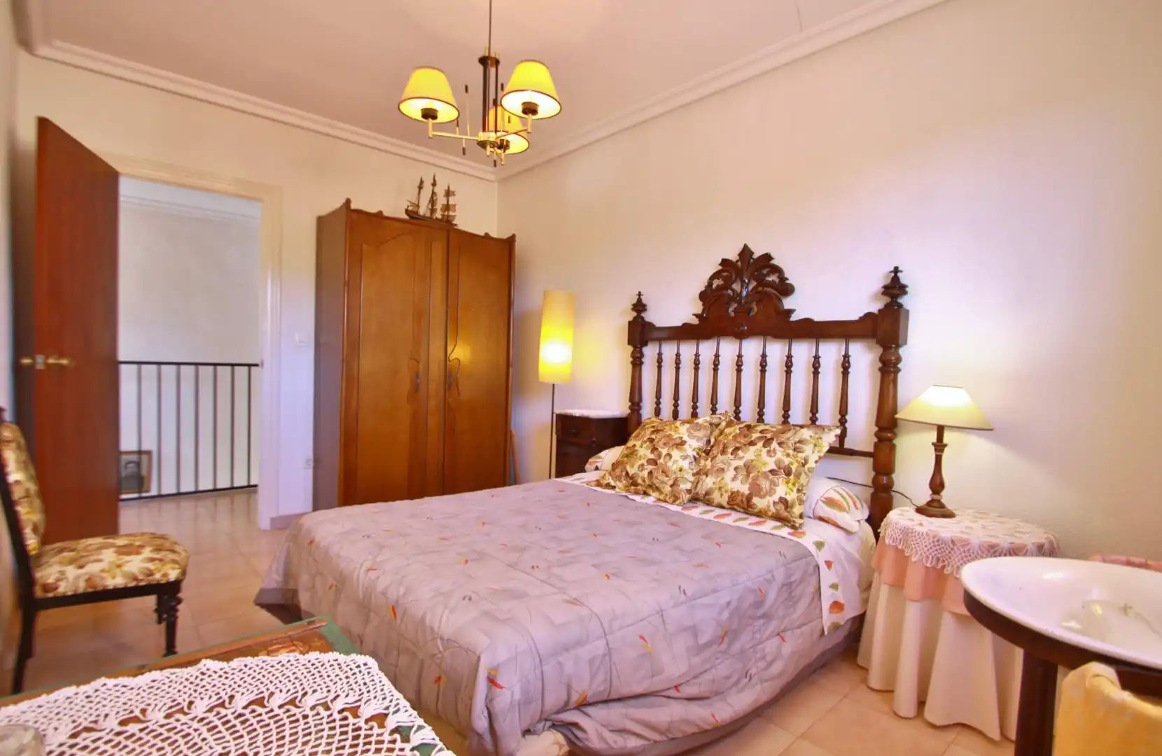 Dormitori de Casa o xalet en venda en Novelda amb Jardí privat i Piscina