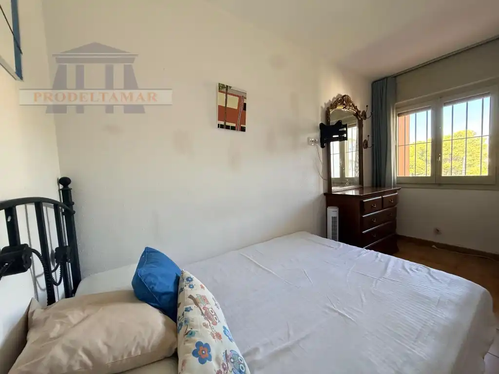 Apartamento en venta en Avenida Maria Cristina De, imagen 4