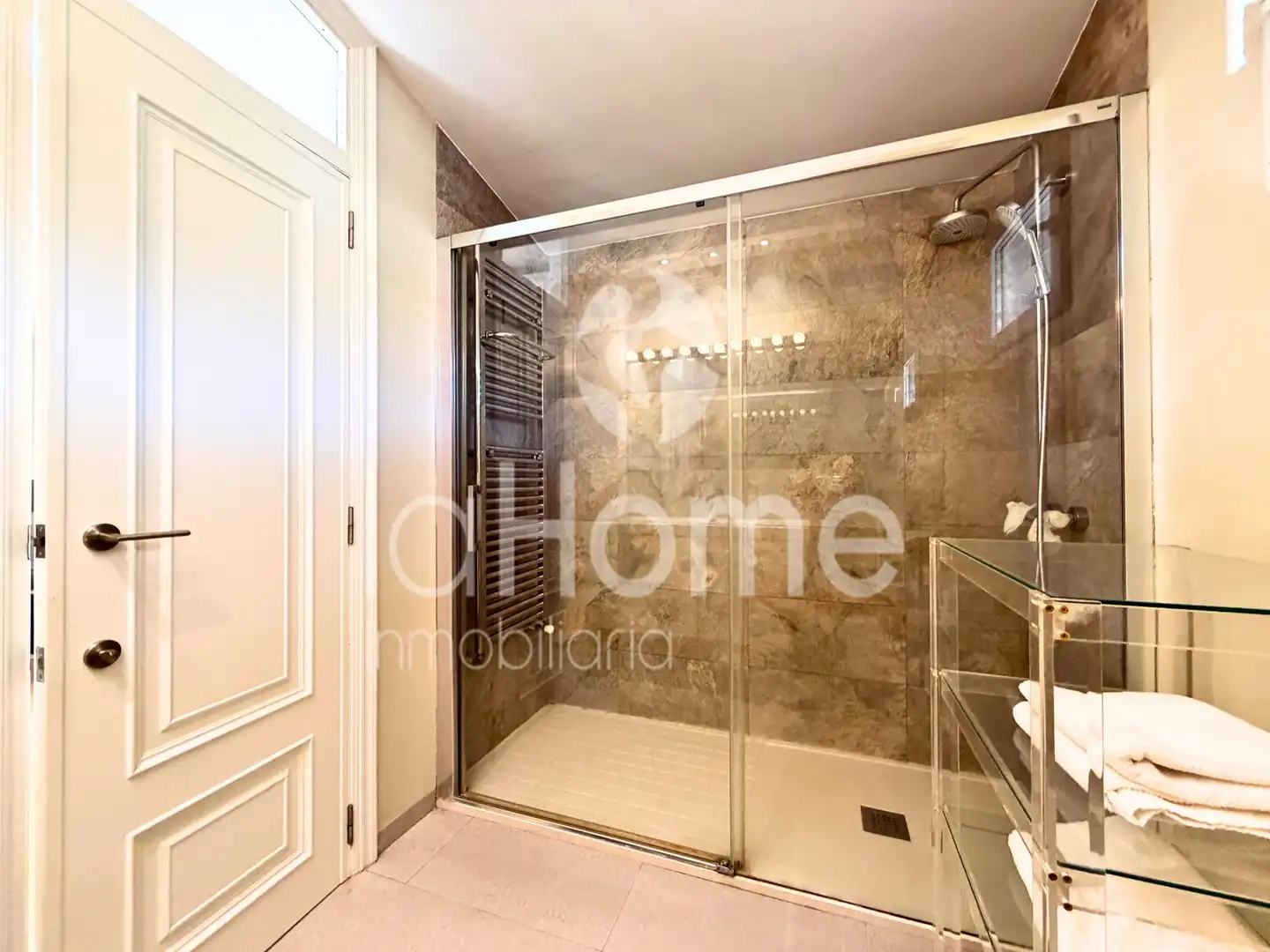 Baño de Casa o chalet en venta en Paterna con Aire acondicionado, Calefacción y Jardín privado
