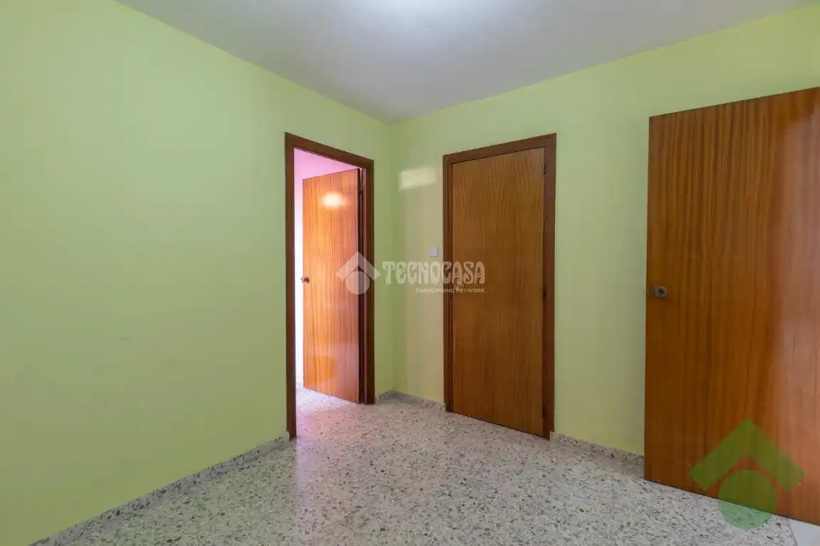 Detached homes for sale in Loja  with Terrace and Storage room