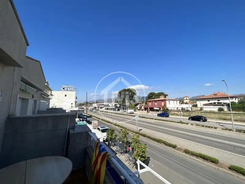 Vista exterior de Apartamento en venta en Mont-roig del Camp con Aire acondicionado y Amueblado
