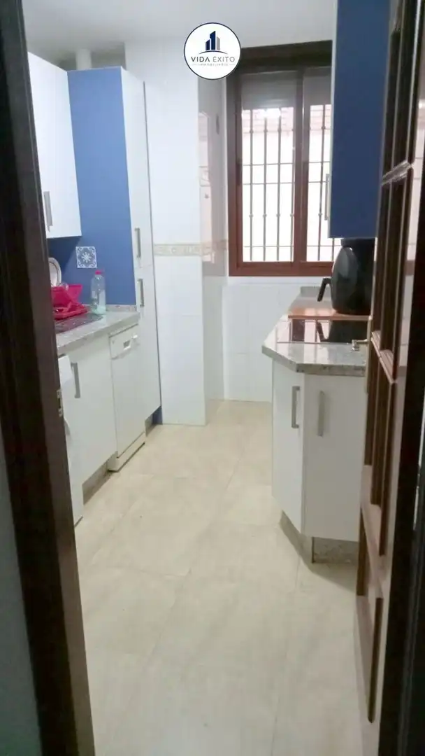 Küche von Wohnung zum Verkauf in Jaén mit Klimaanlage, Heizung und Terrasse