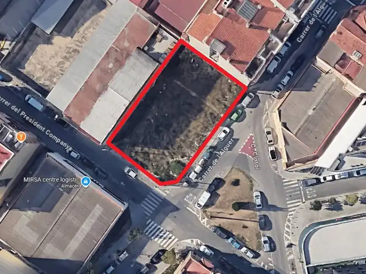 Terrain résidentiel à vendre à Carrer del President Companys 51