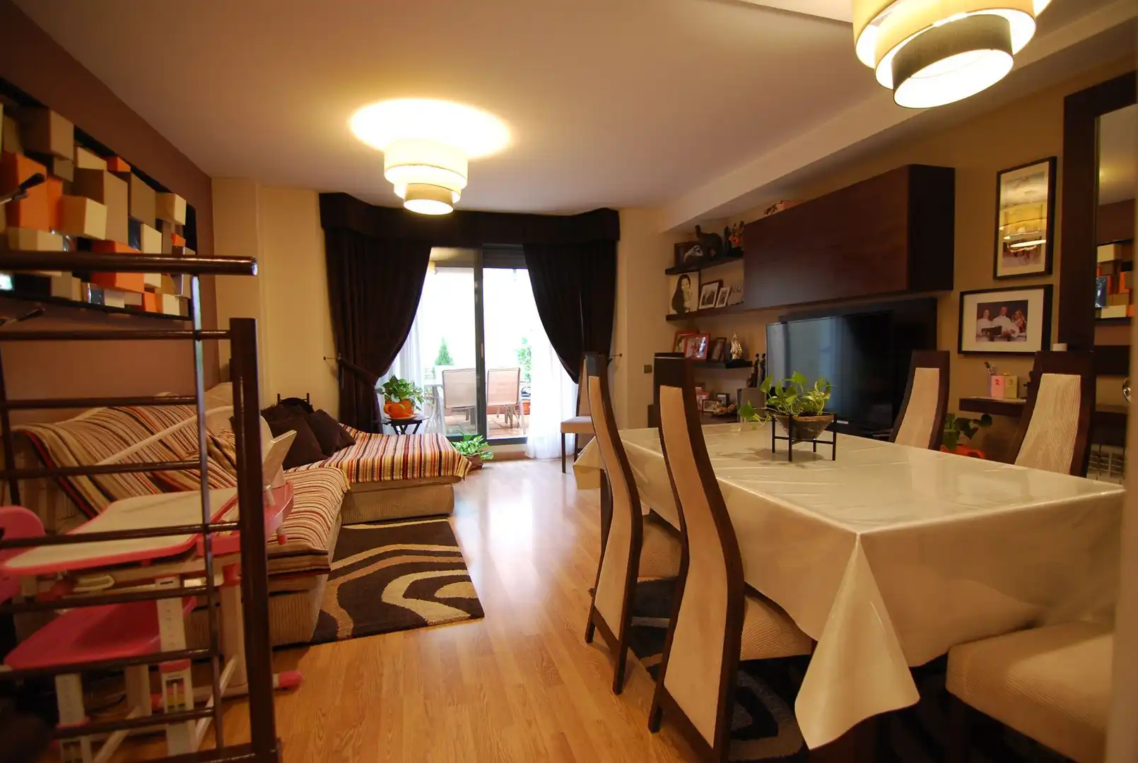 Sala d'estar de Casa o xalet en venda en San Martín de la Vega, Madrid
