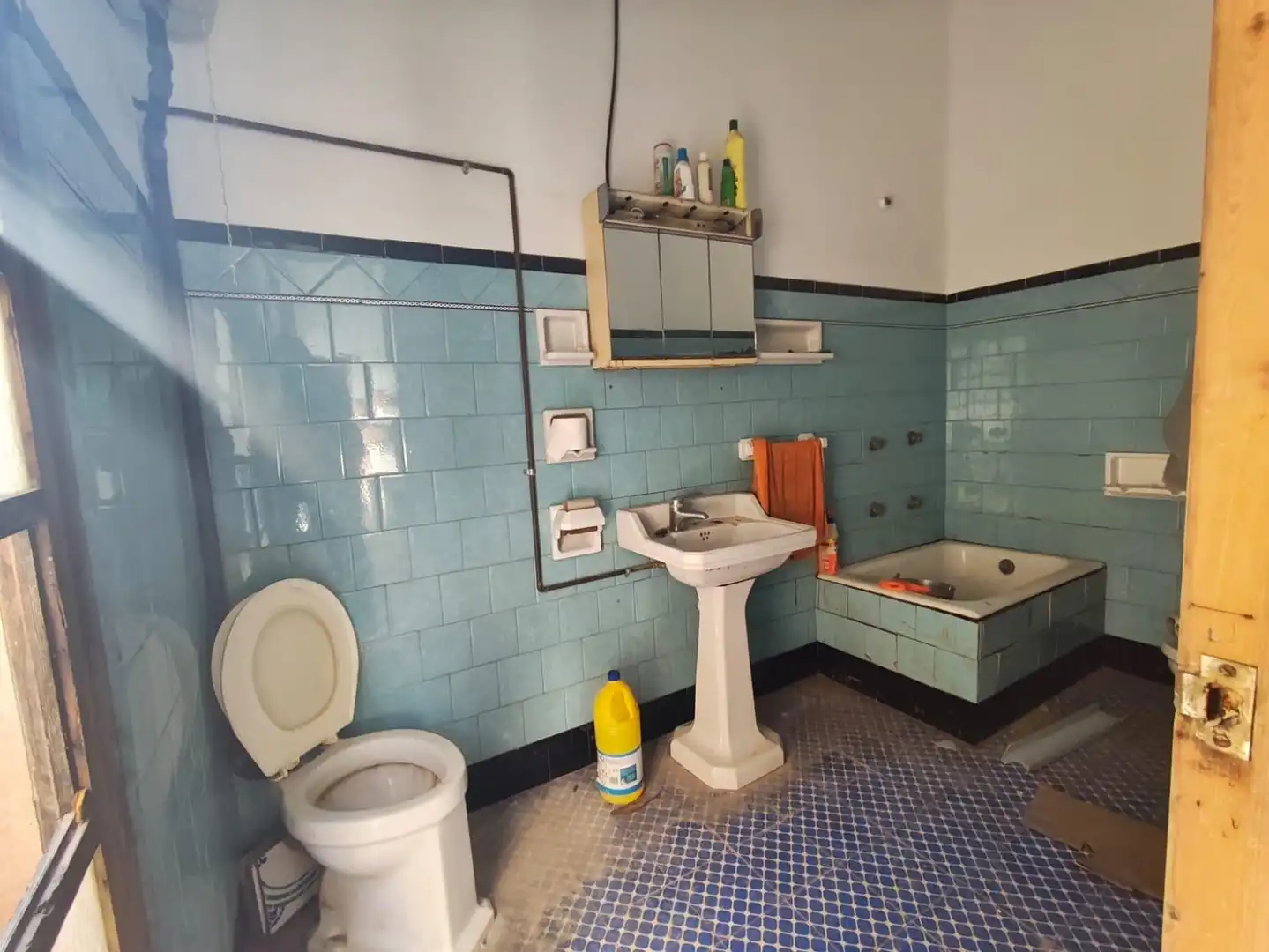 Bathroom of Ground floor for sale in Algemesí