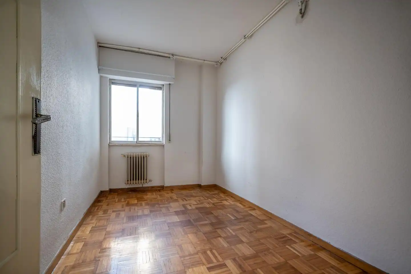 Habitación de Piso en venta en Ávila con Calefacción, Parquet y Terraza