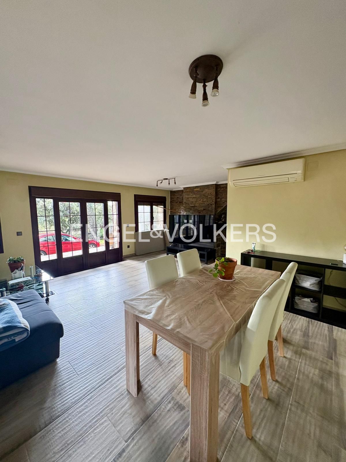 Dining room of House or chalet to rent in Hoyo de Manzanares  with Heating, Private garden and Parquet flooring