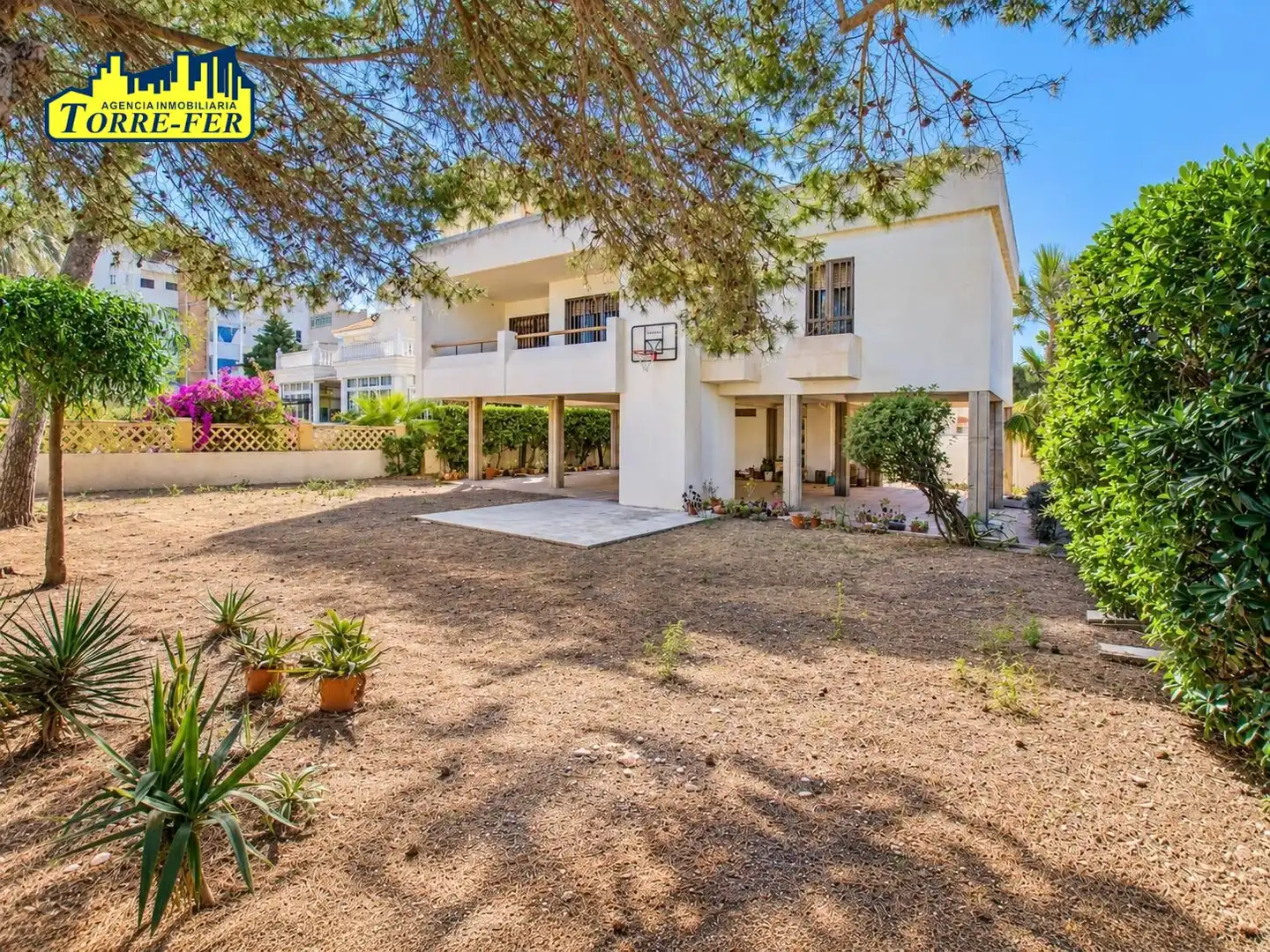 Detached house with garden for sale in Calle MIRLO. URBANIZACION DE ROQUETAS DE MAR 6, imagen 2