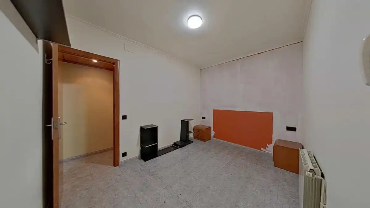 Flat for sale in Badalona  with Heating and Balcony