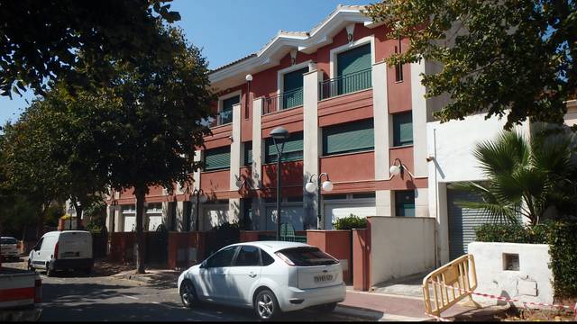 Casa adosada en Venta en Carrer de les Quetgles en Casc Antic - Nou Cambrils