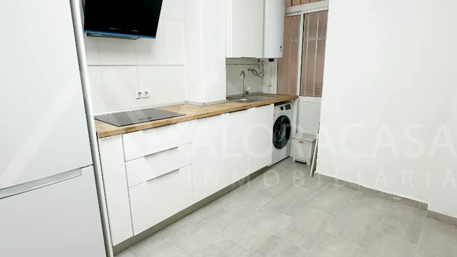 Cocina de Piso de alquiler en Málaga Capital con Aire acondicionado, Terraza y Lavadora