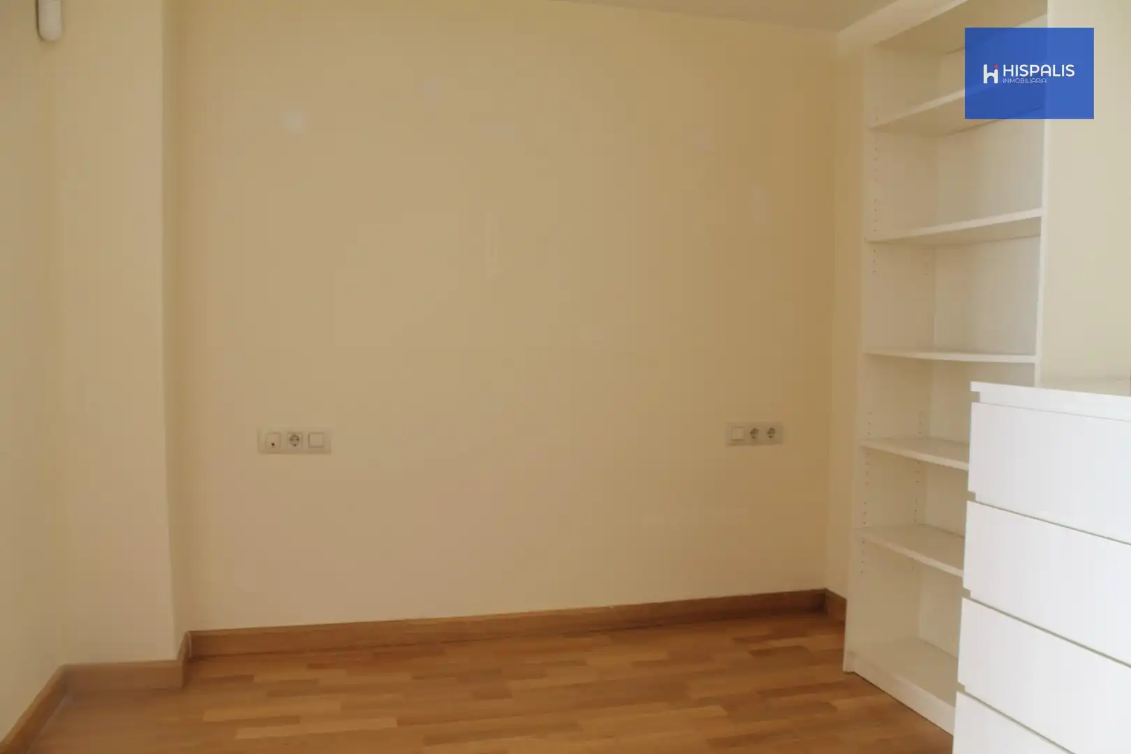 Bedroom of Study for sale in Sevilla  with Air Conditioner and Heating